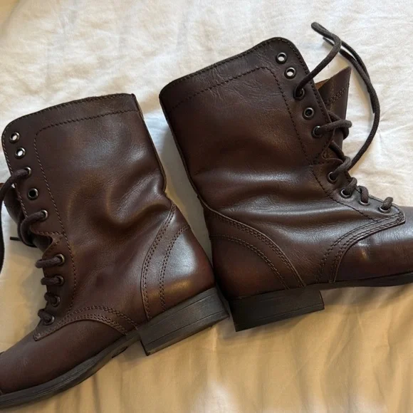 Steve Madden Troopa Lace-Up Boots - Picture 9 of 10